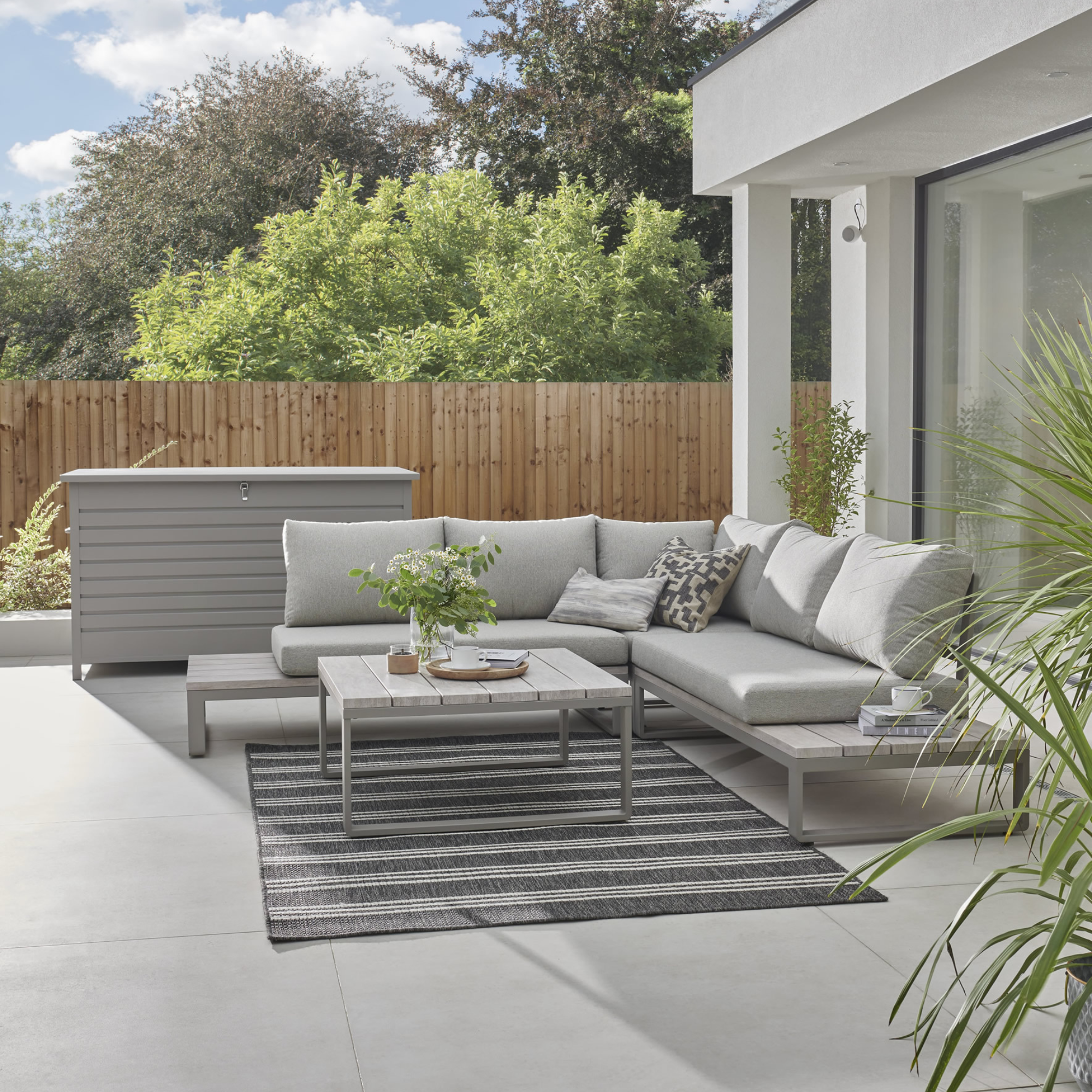 Kettler Marina Corner Lounge with Coffee Table Garden Furniture Set