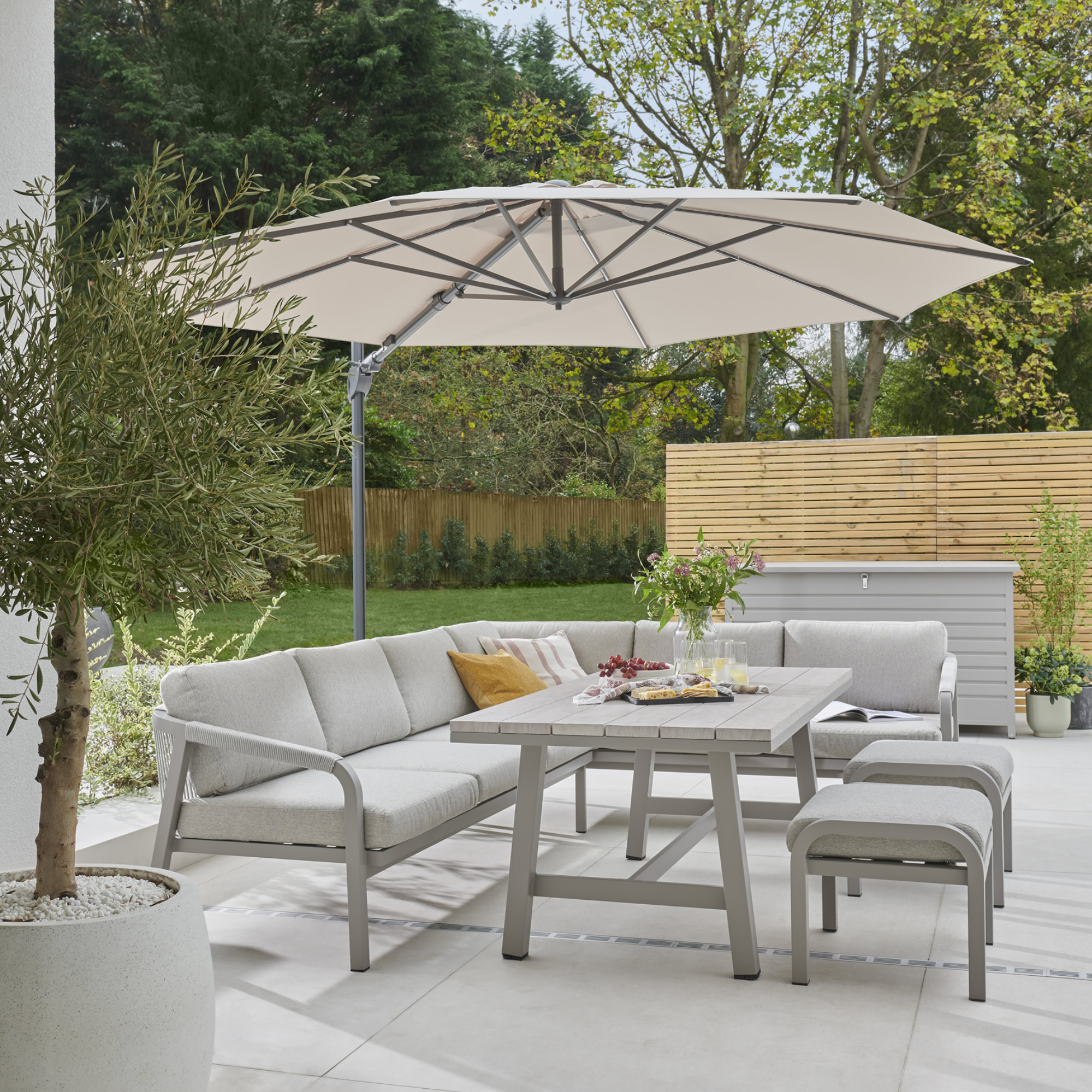 Kettler Como Corner Lounge Dining Set with Footstools